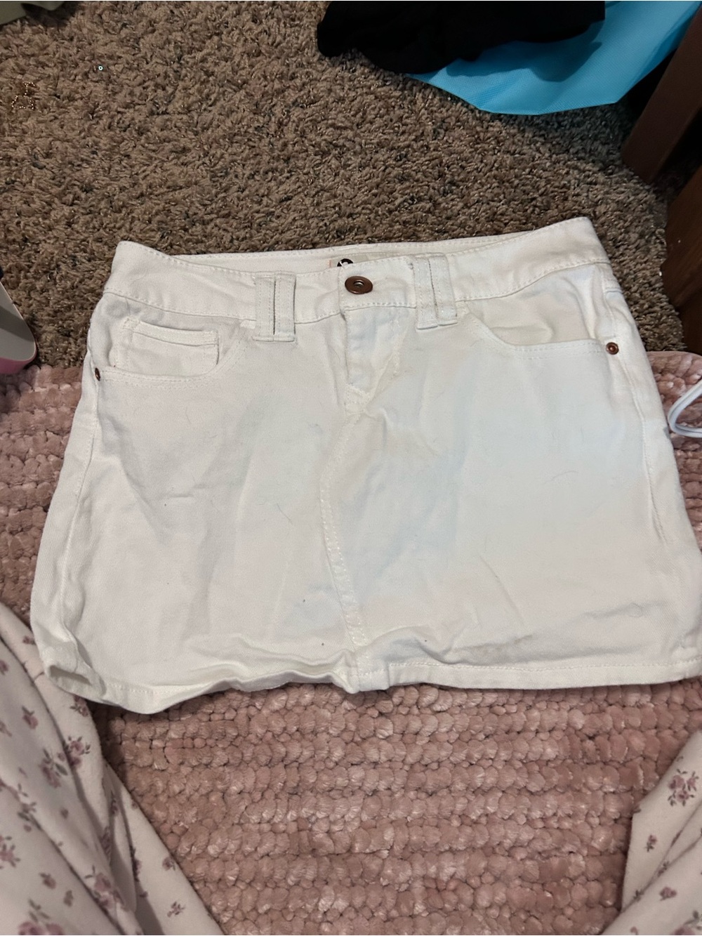 White denim mini skirt